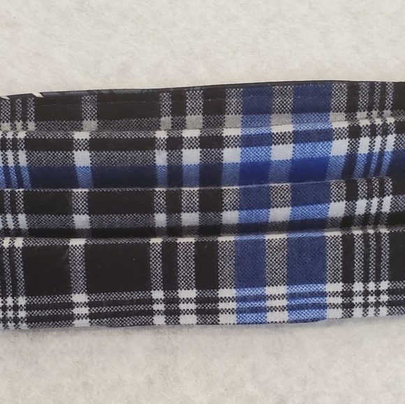 RAIDERS Face Mask Adult with Nose Wire Reversible - Picture 4 of 5